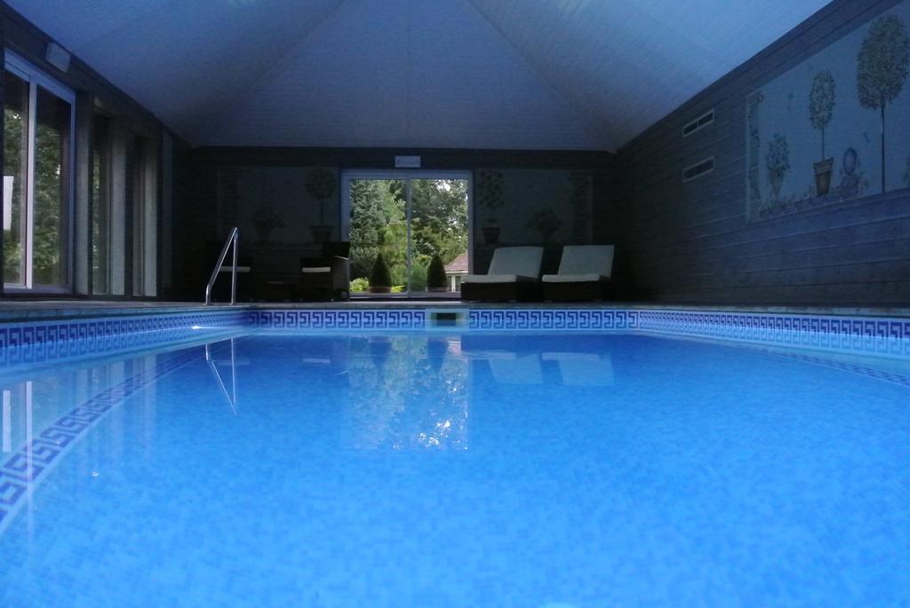 Frith Farm House Cottages Newnham  Pokoj fotografie